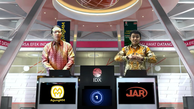 Komisaris Utama PT Jhonlin Agro Tbk (JARR) Jhony Saputra (kanan). (Sumber: Ist)