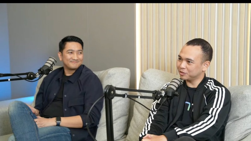 Ki-ka: General Counsel PINTU Malikulkusno Utomo dan CMO PINTU Timothius Martin pada acara podcast bertajuk “Aman Gak Sih Crypto?”.