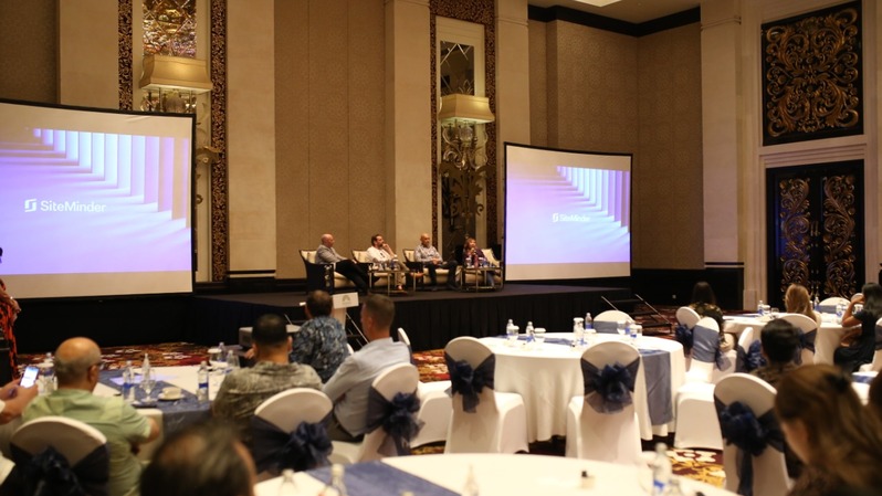 Panel diskusi SiteMinder bersama Dewan Asosiasi Hotel se-Bali di Denpasar beberapa waktu lalu.(dok,SiteMinder)