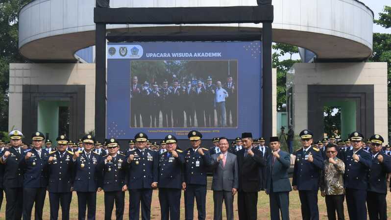 Sebanyak 830 taruna Kementerian Perhubungan (Kemenhub) dilantik secara resmi oleh Inspektur Jenderal Kemenhub I Gede Pasek Suardika pada Sabtu (27/8/2022). (Foto: Ist)