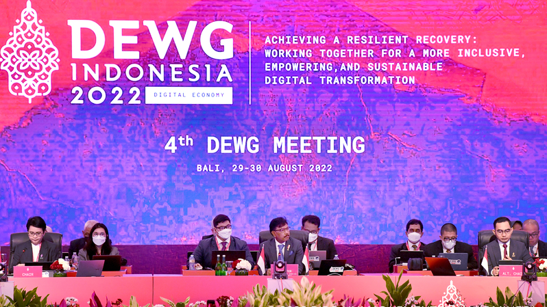 Menteri Komunikasi dan Informatika (Menkominfo) Johnny G Plate membuka Sidang 4th Digital Economy Working Group (DEWG) G20 di The Mulia, Nusa Dua, Bali, Senin (29/8/2022). Foto: Kominfo