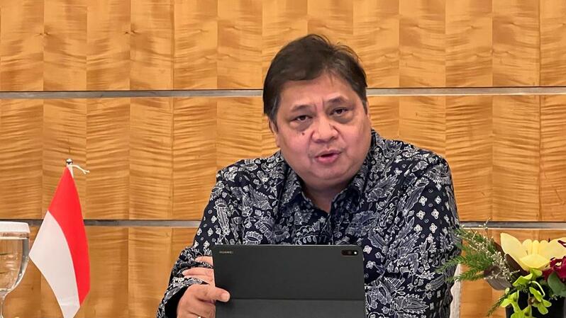 Menteri Koordinator Bidang Perekonomian Airlangga Hartarto dalam konferensi pers mengenai RCEP Indonesia-Singapura, Selasa (30/8/2022). (Foto: Primus Dorimulu)