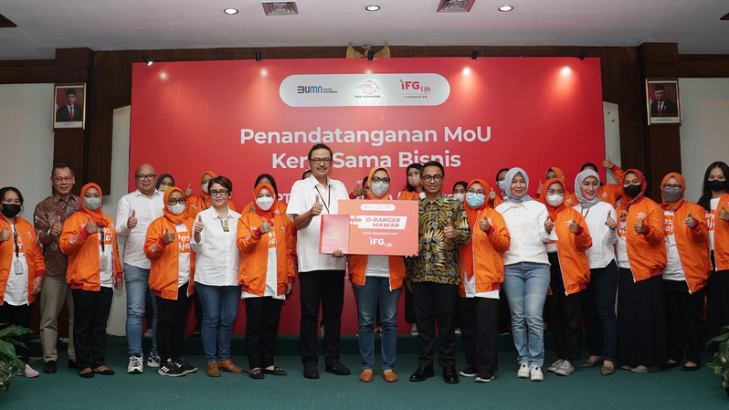 PT Asuransi Jiwa IFG (IFG Life) melakukan penandatanganan nota kesepahaman dengan PT Pos Indonesia (Persero) mengenai Pemanfaatan Jasa dan Potensi Masing-Masing Pihak pada Rabu, (14/9/2022). 
