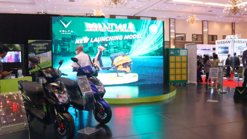 Booth Volta pada pameran Indonesia Electric Motor Show (IEMS) 2022, Rabu (28/9/2022)