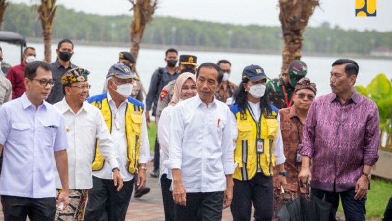 Presiden Joko Widodo  meninjau pelaksanaan peningkatan infrastruktur di Provinsi Bali untuk menyambut gelaran KTT G20.