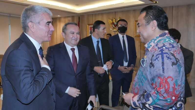 Wakil Ketua DPR RI Bidang Korinbang Rachmat Gobel mengatakan Indonesia dan Uzbekistan memiliki peluang besar untuk meningkatkan hubungan kedua negara.
Sumber: Istimewa