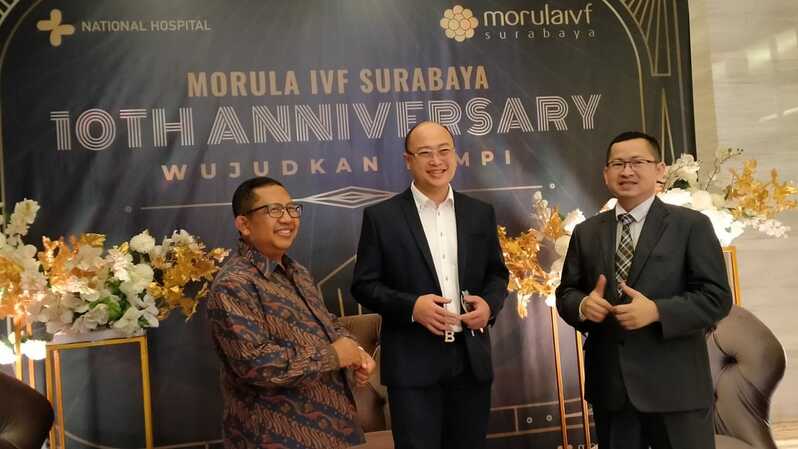 Direksi Morula IVF Surabaya merayakan ulang tahun Klinik Bayi Tabung Morula IVF Surabaya