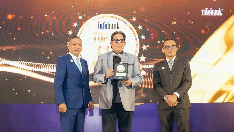 Direktur Utama Bank DKI Fidri Arnaldy Raih TOP 100 CEO 2022