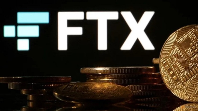 Ilustrasi mata uang kripto terlihat di depan logo FTX. (Foto: REUTERS/Dado Ruvic/Illustration/File Photo)