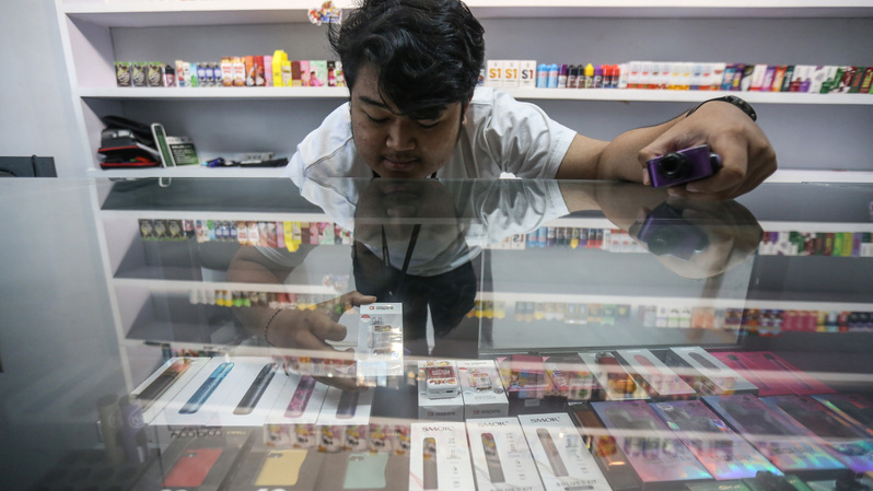 Beragam rokok elektrik atau vape yang dijual di pasaran. (Foto; ANTARA/Asprilla Dwi Adha/foc)