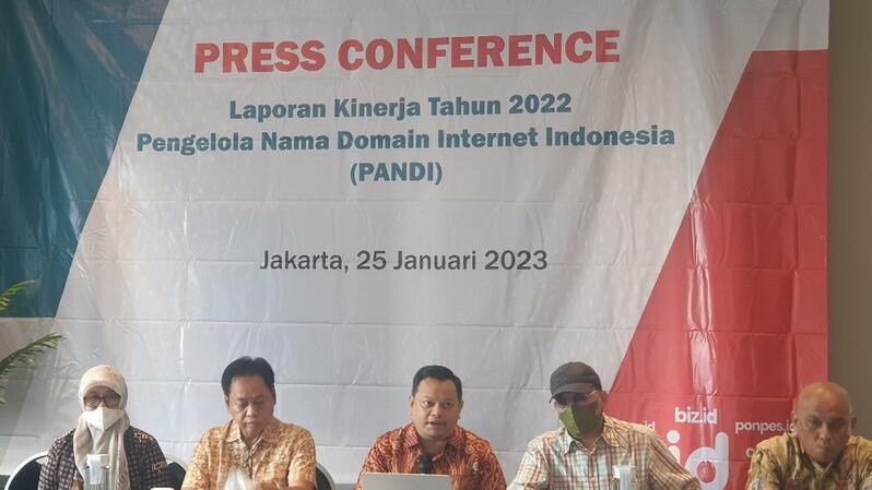 Yudho Giri Sucahyo, Ketua PANDI (Tengah) saat konferensi pers di Jakarta, Rabu (25/1/2023). (Foto: B-Universe/Eman)
