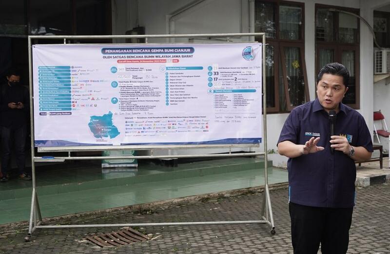 Menteri BUMN Erick Thohir tak hanya menyalurkan bantuan pangan, sandang, penyediaan air bersih dan alat berat, tapi juga ingin memastikan kesiapan BUMN untuk membantu penanganan pasca bencana dengan membangun puskesmas tahan gempa.