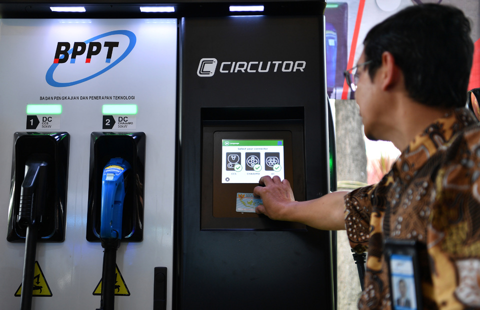 Indonesia on Thorny Path to Electric Vehicles