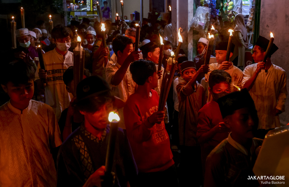 Torchlight Parade Welcomes Ramadan in Jakarta