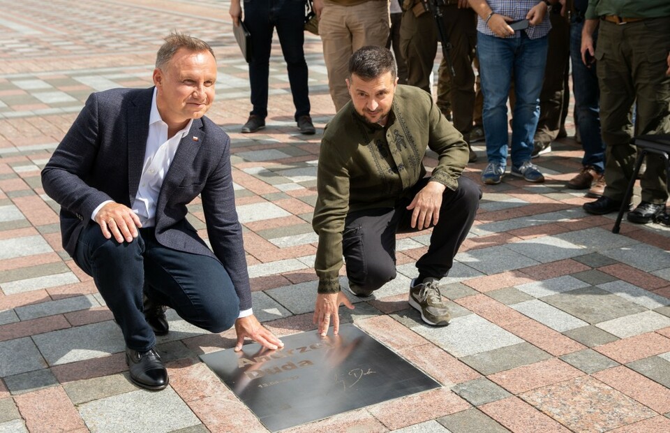 President of Ukraine Volodymyr Zelenskyy and President of the Republic of Poland Andrzej Duda took part in the opening of the Walk of the Brave on Constitution Square in Kyiv. (Photo Courtesy of Ukrainian Presidential Office)

