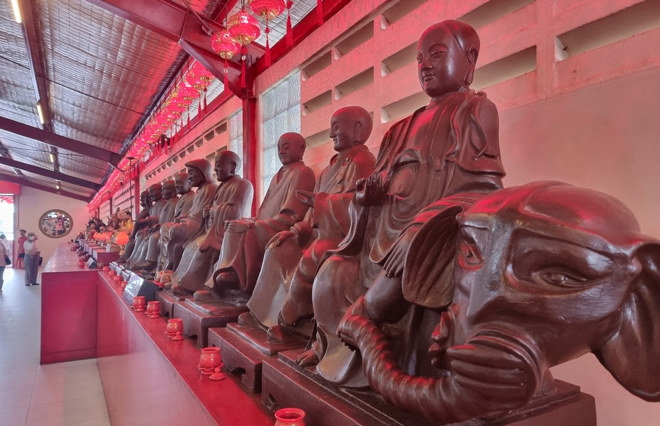 The statues as seen in the Dharma Bhakti Temple in West Jakarta on Jan. 17, 2023. (JG Photo/Oliver Dixon)	
