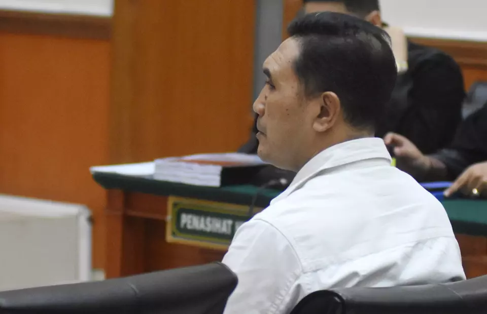 Lengthy Jail Terms Sought for Defendants in Teddy Minahasa Drug Trial