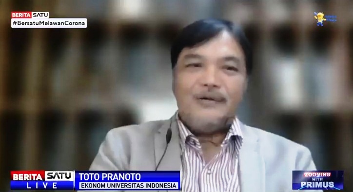 Toto Pranoto, ekonom Universitas Indonesia dalam diskusi Zooming with Primus - Strategi BUMN Karya Dorong Kinerja live di Beritasatu TV, Kamis (4/11/2021). Sumber: BSTV