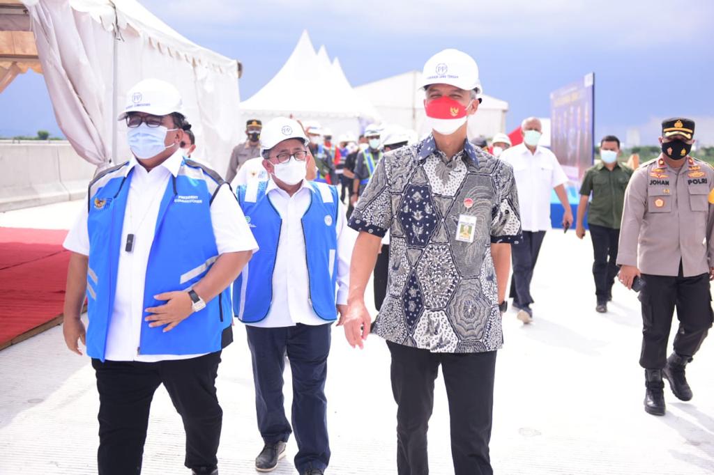 Gubernur Jawa Tengah Mengapresiasi PTPP atas keberhasilannya menterap tenaga kerja lokal untuk pengerjaan proyek tol Semarang-Demak, khususnya paket 2 yang digarap perseroan.