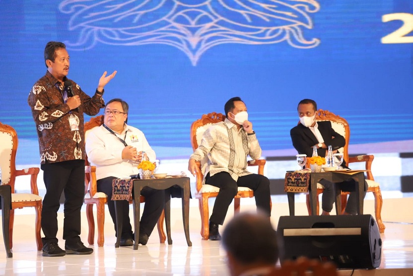 Menteri Trenggono saat menghadiri Rapimnas)  Kadin Indonesia di Denpasar, Bali, Jumat (3/12/2021). Foto: kkp