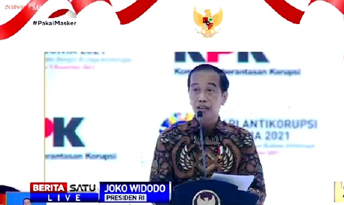 Presiden Joko Widodo dalam peringatan Hari Antikorupsi Dunia 2021, Kamis (9/12/2021). Sumber: BSTV