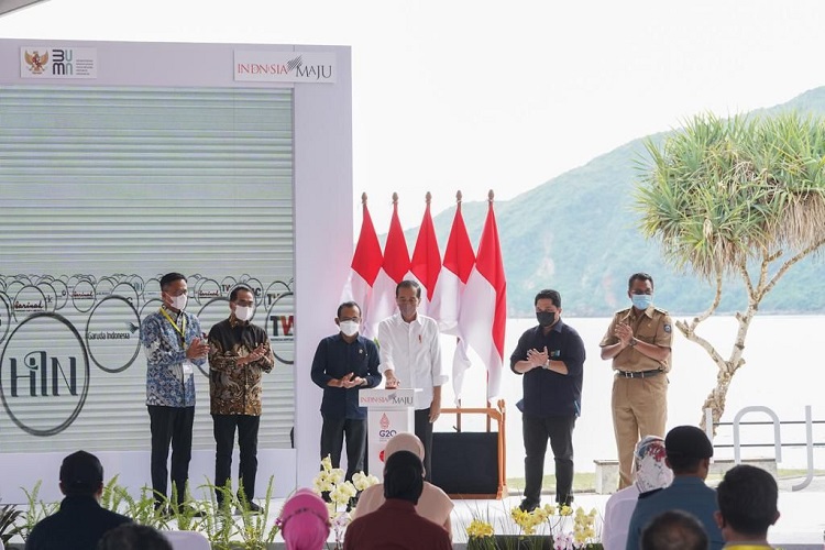 Peluncuran InJourney Holding Pariwisata dan Pendukung di Pantai Kuta Mandalika, Kabupaten Lombok Tengah, Kamis (13/1/2022).